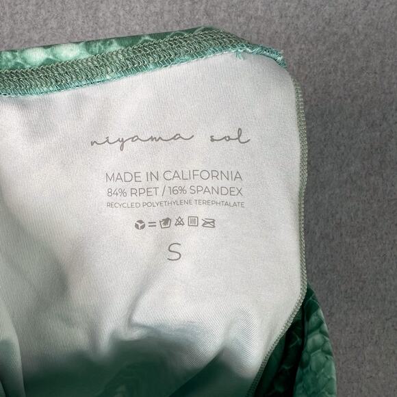 Niyama Sol Womens S Python Barefoot Leggings in Mint - Picture 8 of 8